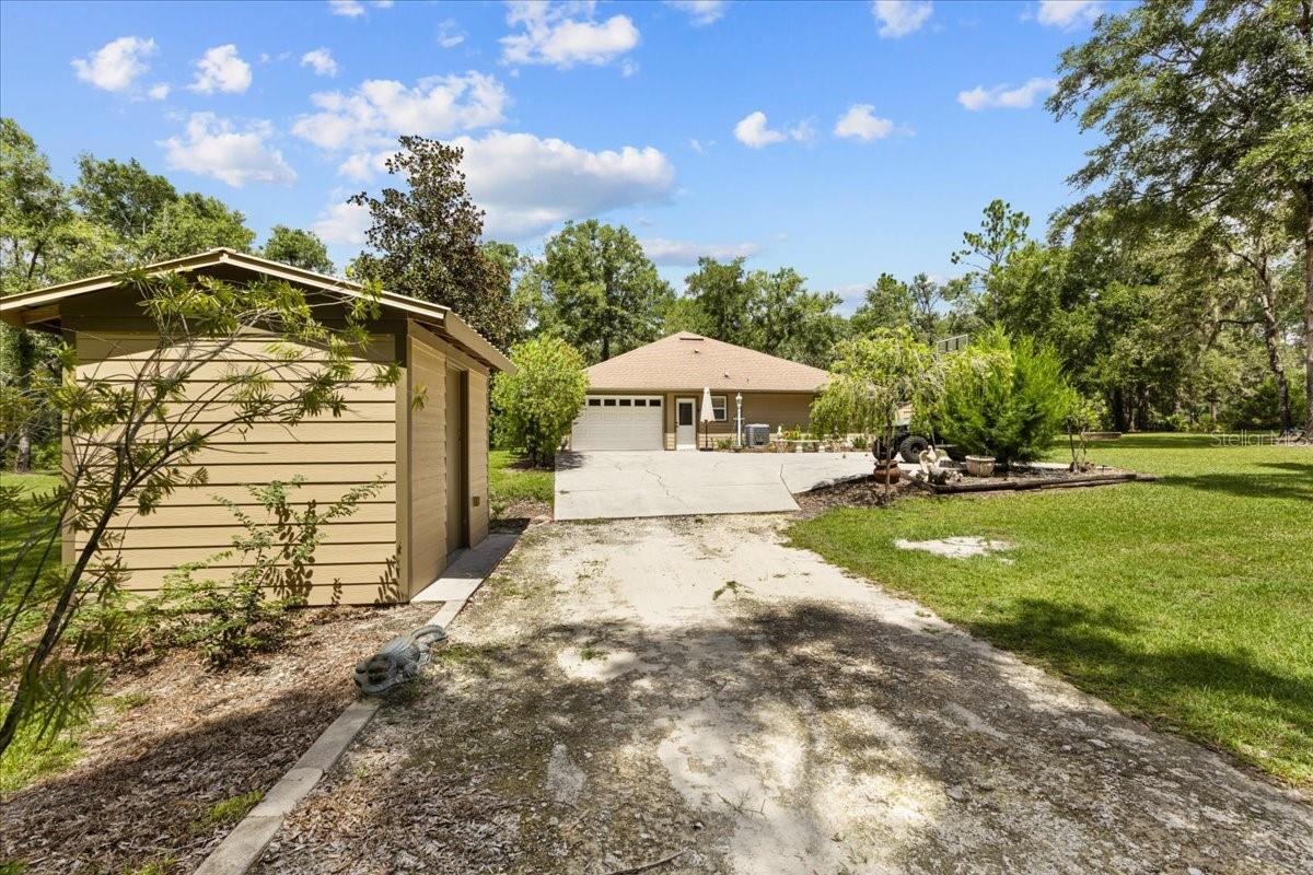 Image 38 of 77 For 4700 55th Avenue
