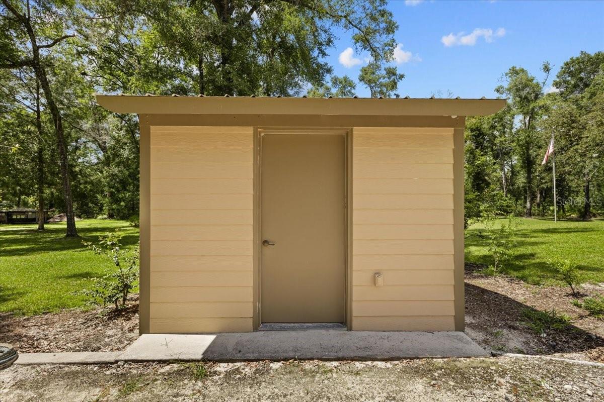 Image 39 of 77 For 4700 55th Avenue