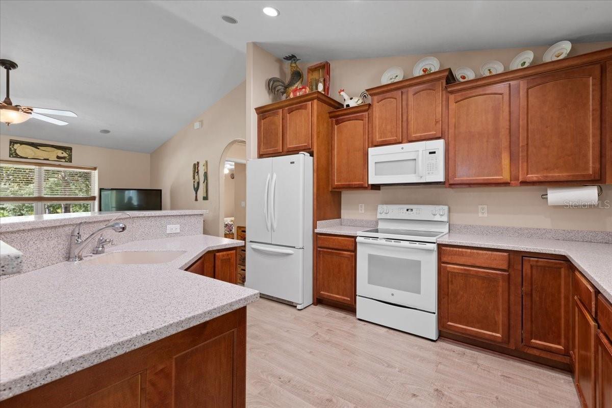 Image 4 of 77 For 4700 55th Avenue