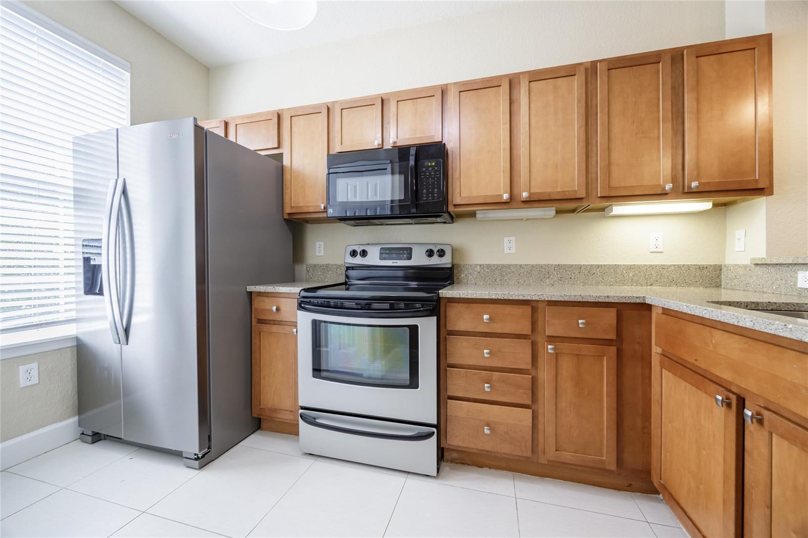 Image 7 of 39 For 2508 35th Place Q101
