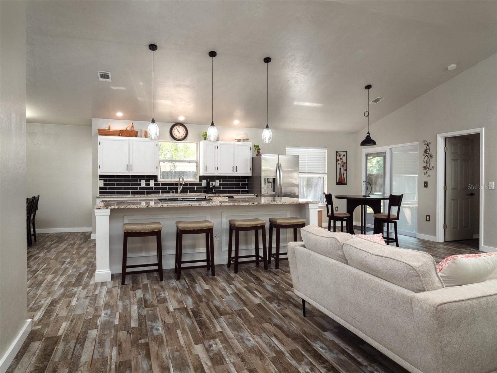 Image 4 of 30 For 8047 63rd Lane