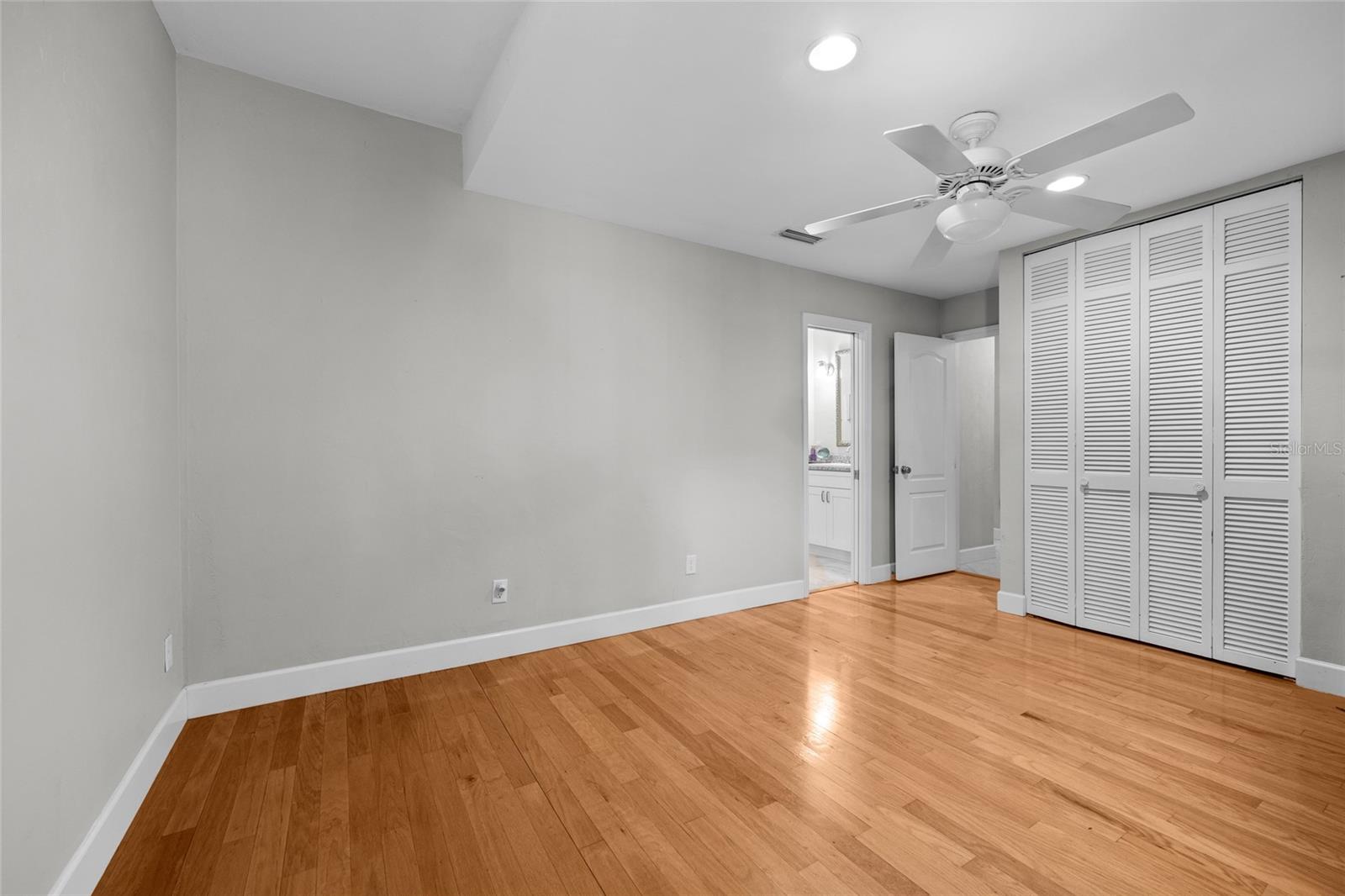 Image 16 of 44 For 2821 12th Place