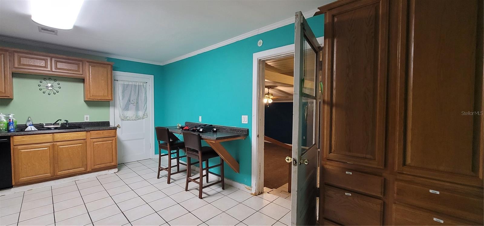 Image 6 of 24 For 380 3rd Street