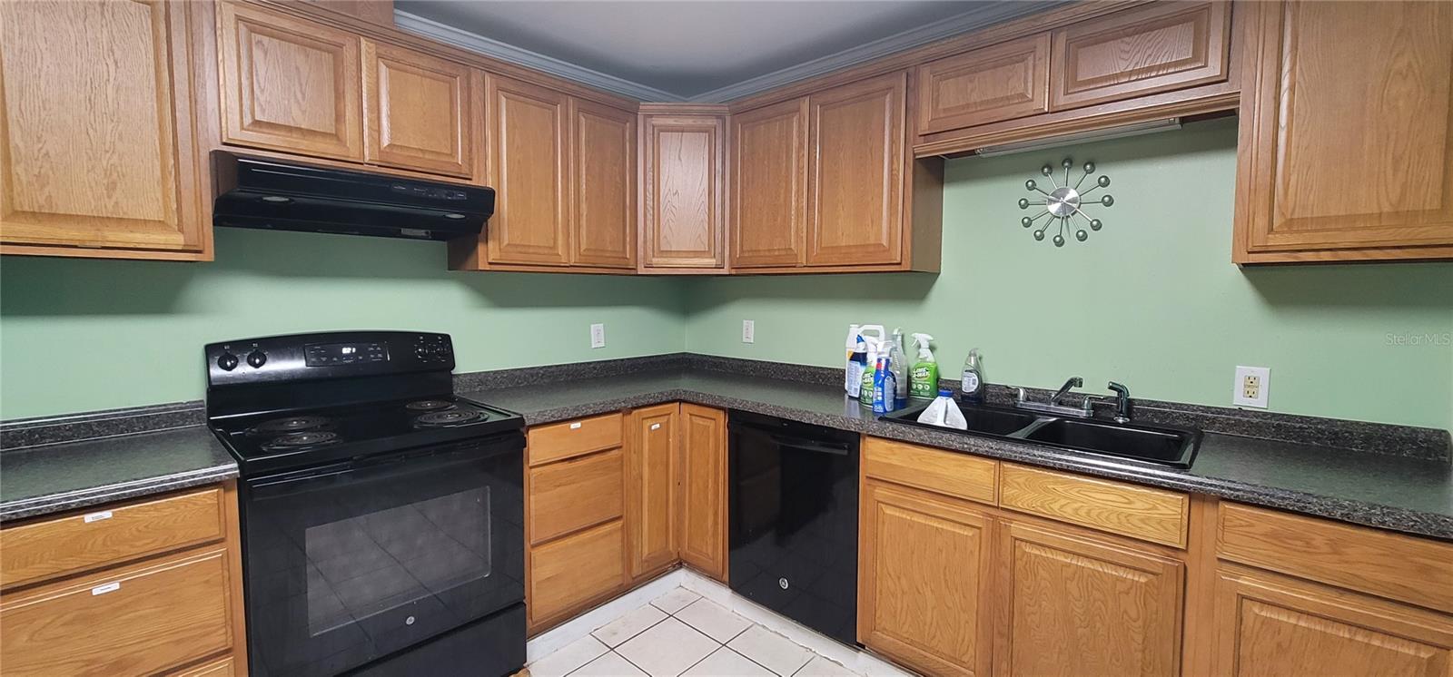 Image 8 of 24 For 380 3rd Street