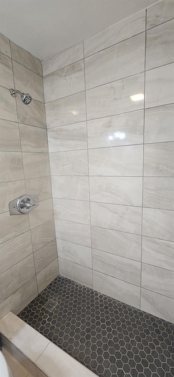 Image 10 of 25 For 2824 14th Drive