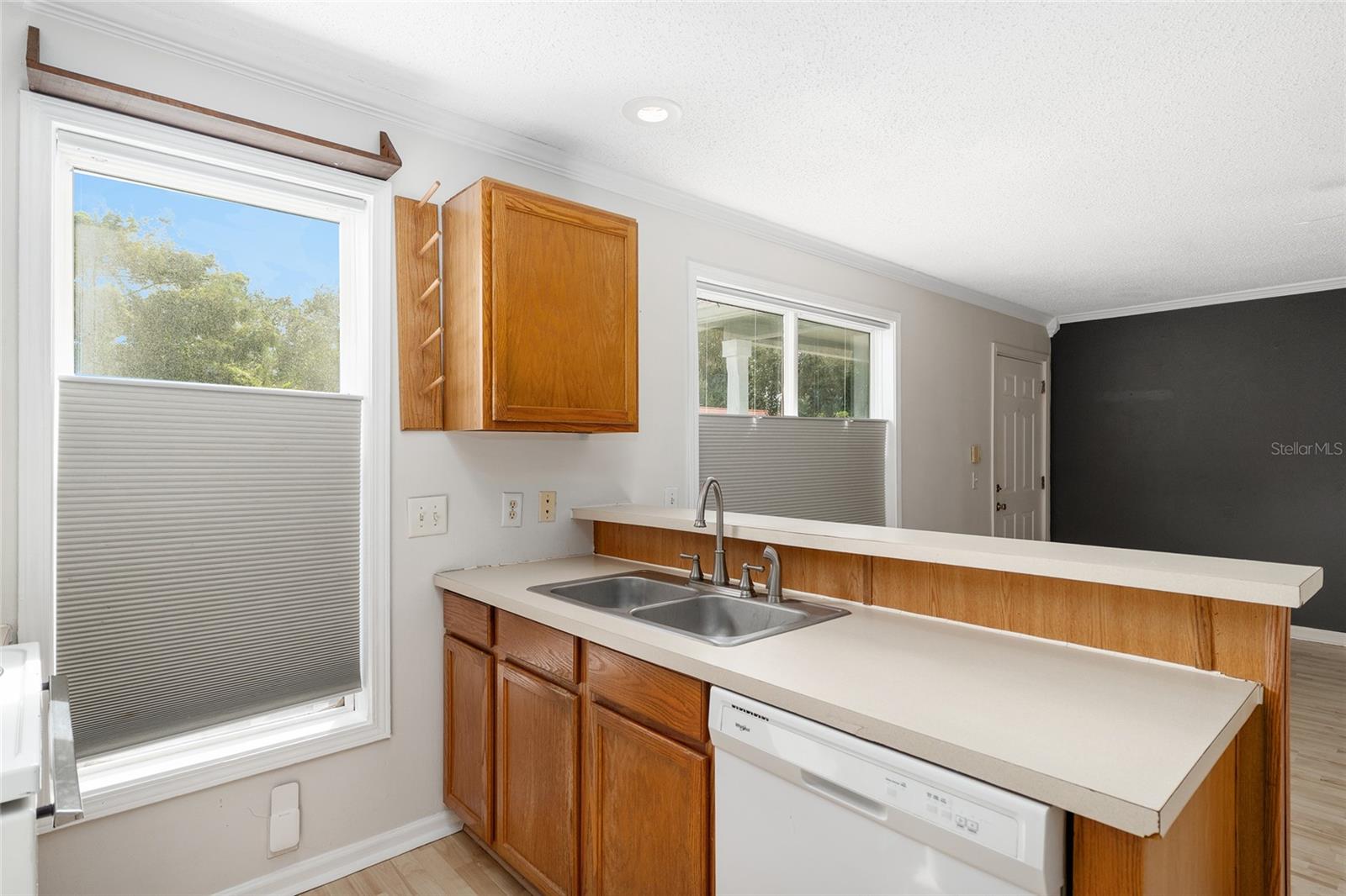 Image 16 of 30 For 2905 Archer Road 5006