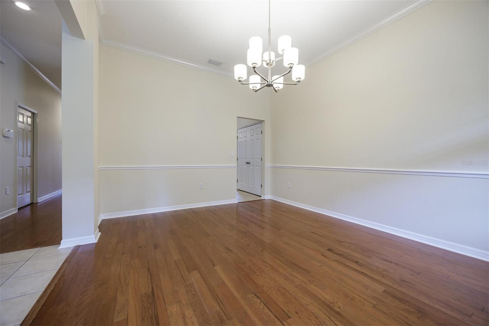 Image 8 of 65 For 211 129th Terrace
