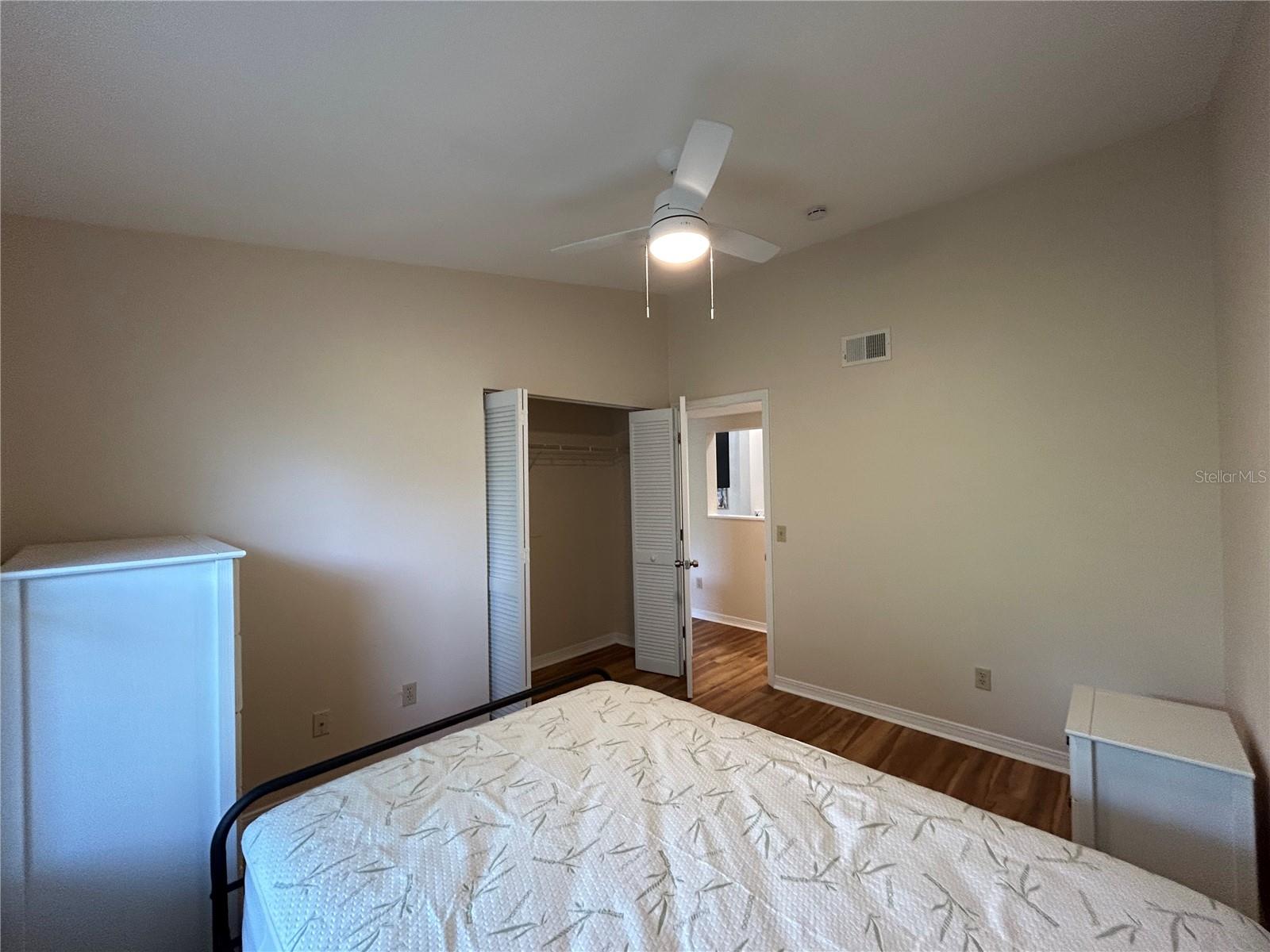 Image 11 of 28 For 2360 Archer Road 1012