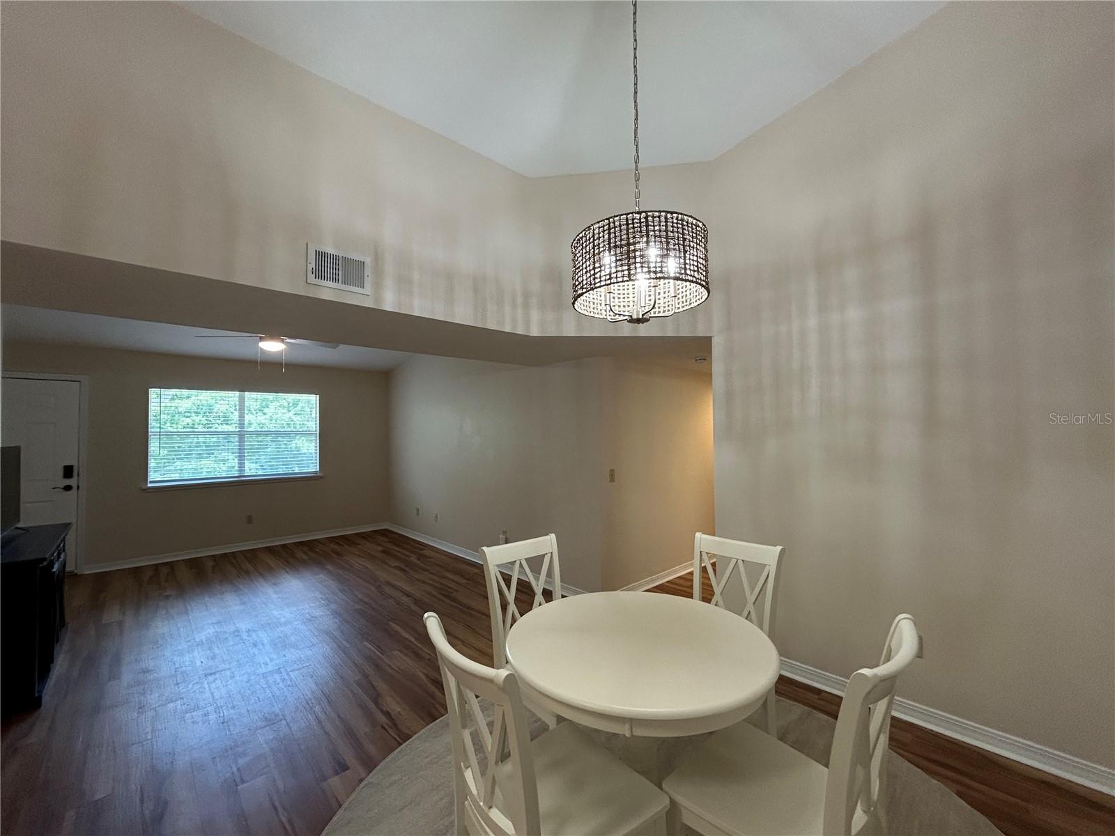 Image 8 of 28 For 2360 Archer Road 1012