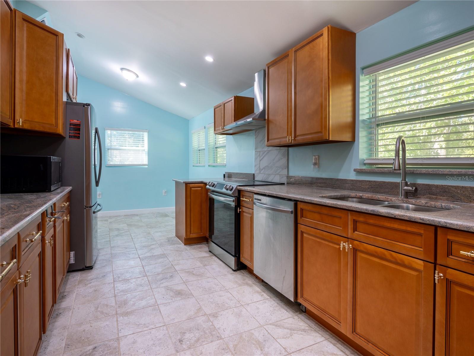 Image 7 of 16 For 13117 County Road 225