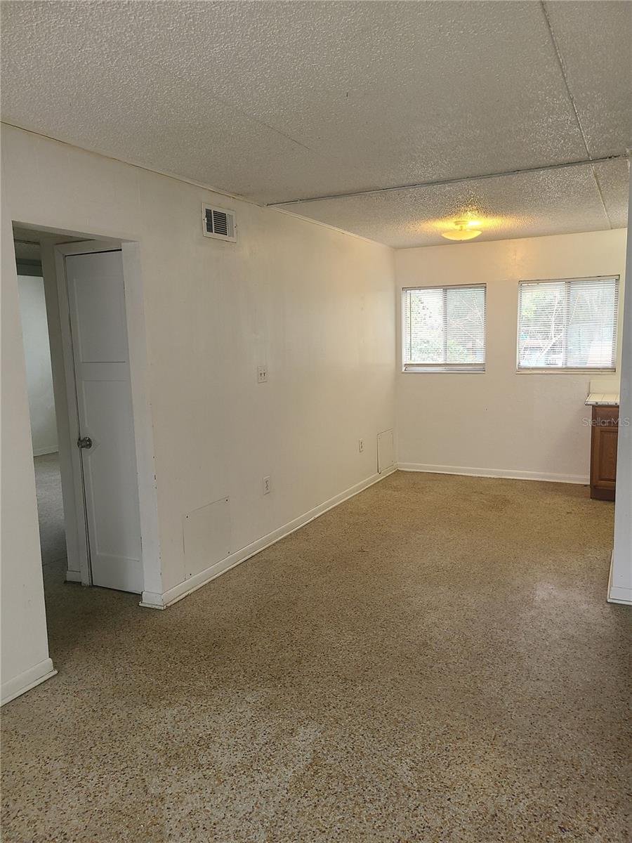 Image 7 of 13 For 1307 6th Street 10
