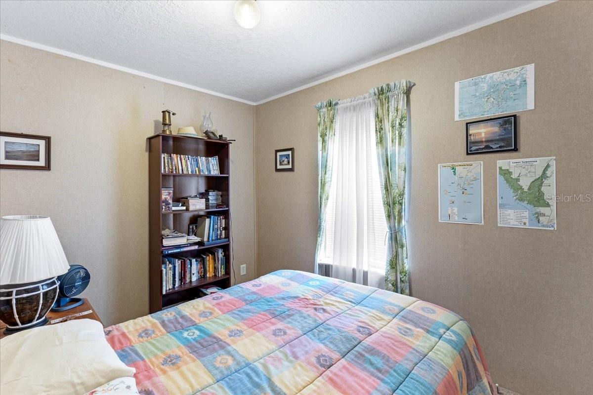 Image 12 of 40 For 4356 152nd Court