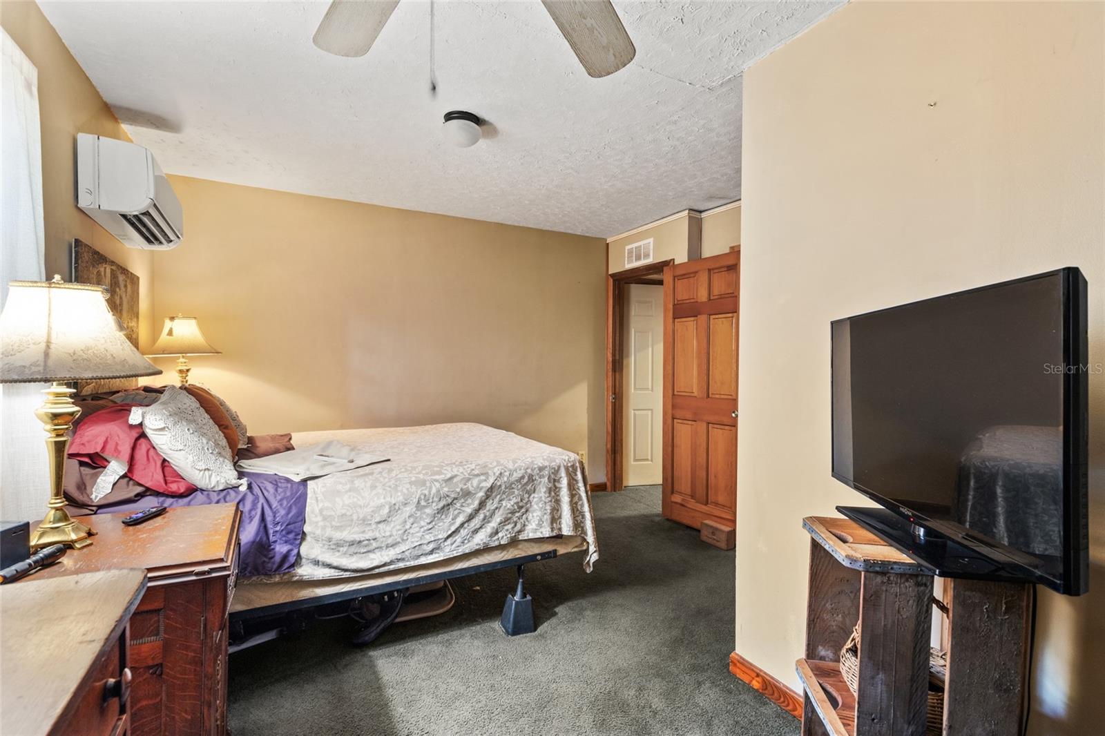Image 18 of 38 For 27904 114 Place