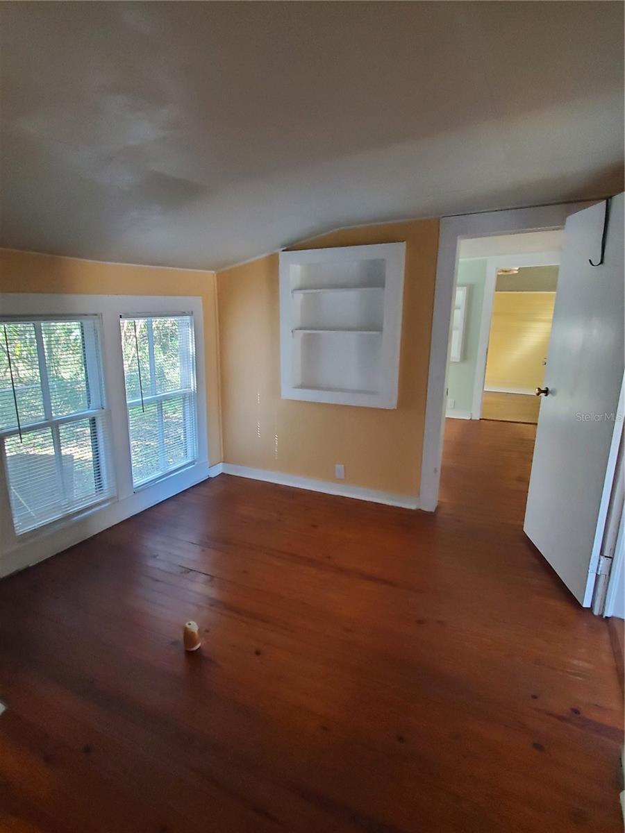 Image 11 of 18 For 18670 246th Street