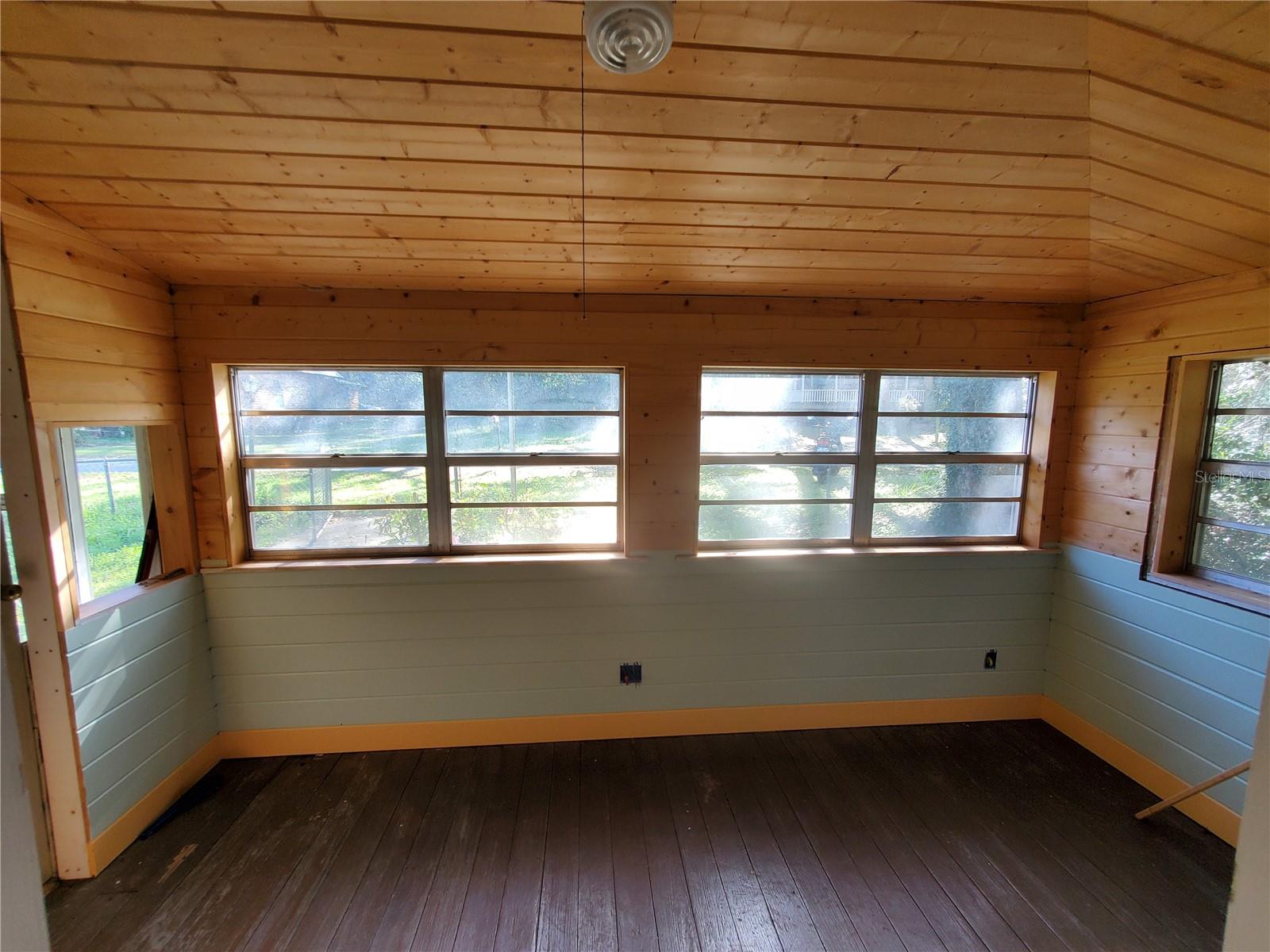 Image 3 of 18 For 18670 246th Street