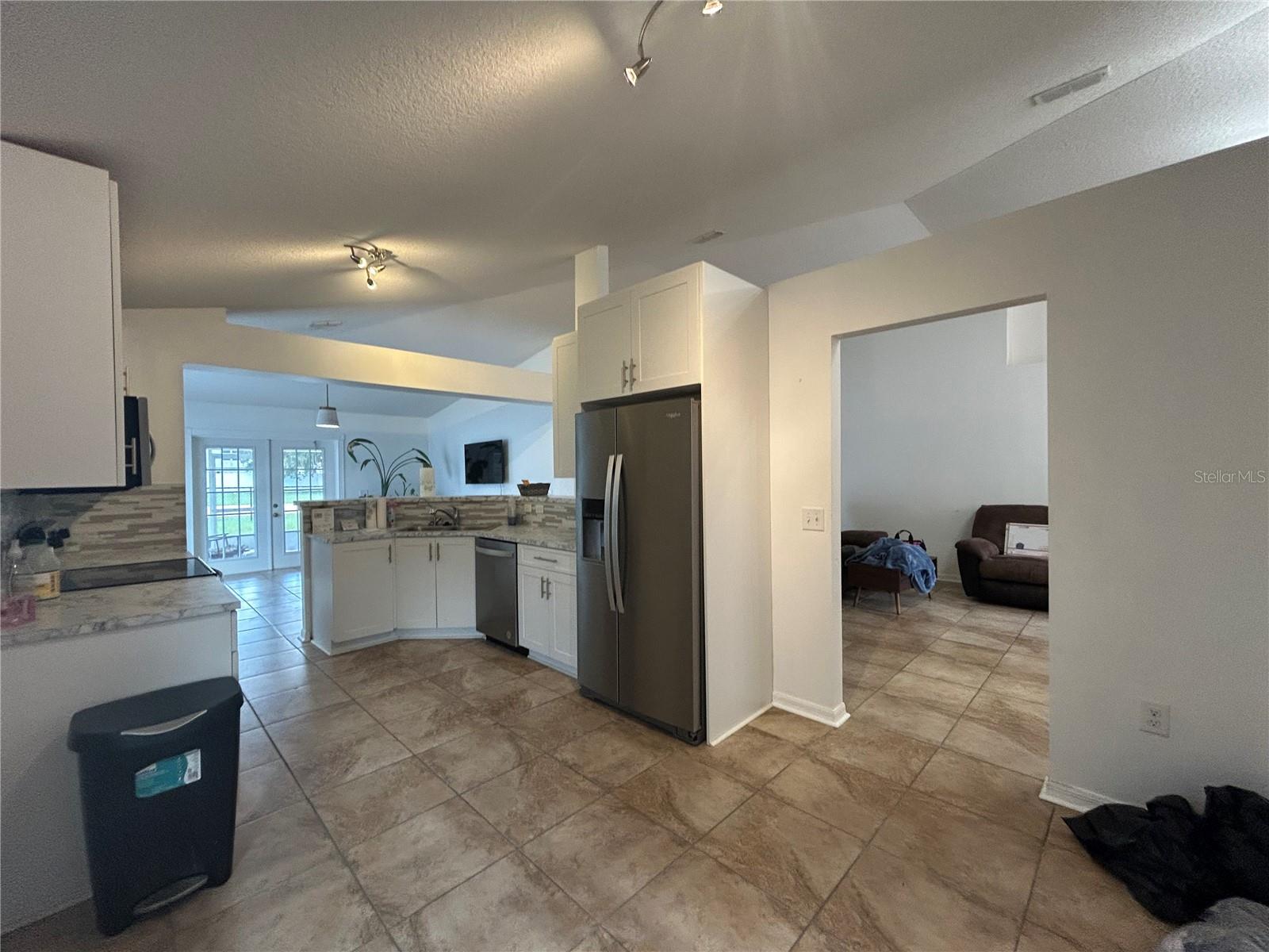 Image 4 of 25 For 24383 8th Place