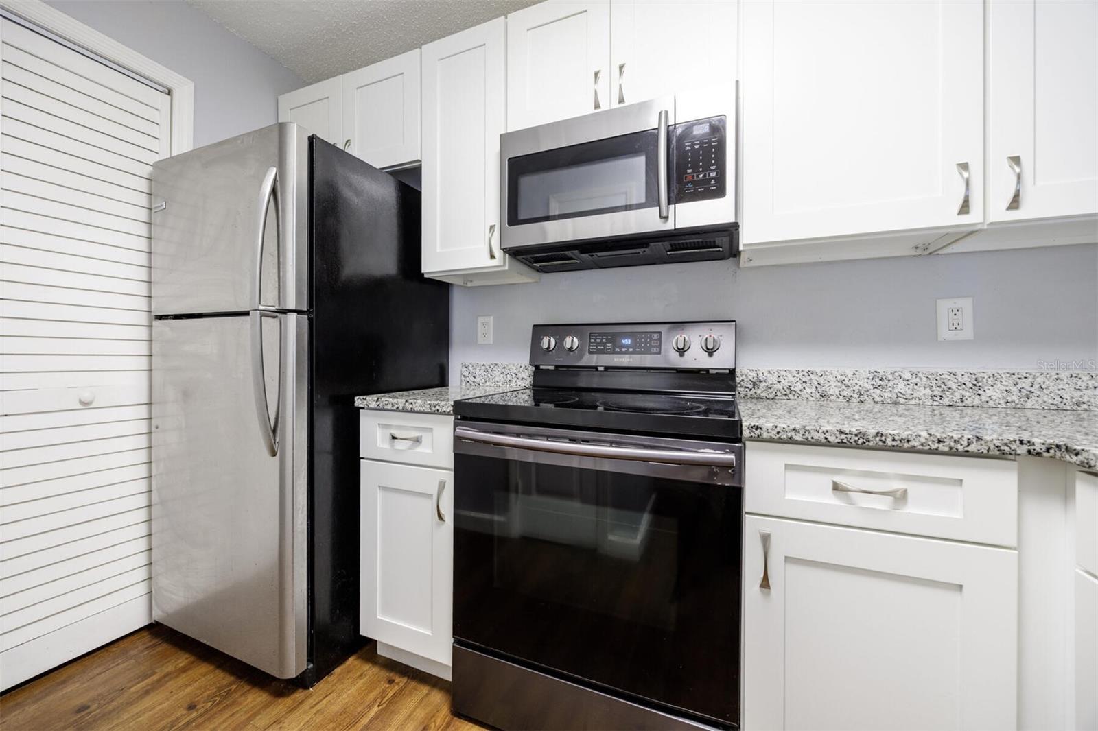 Image 19 of 37 For 3705 27th Street 1128