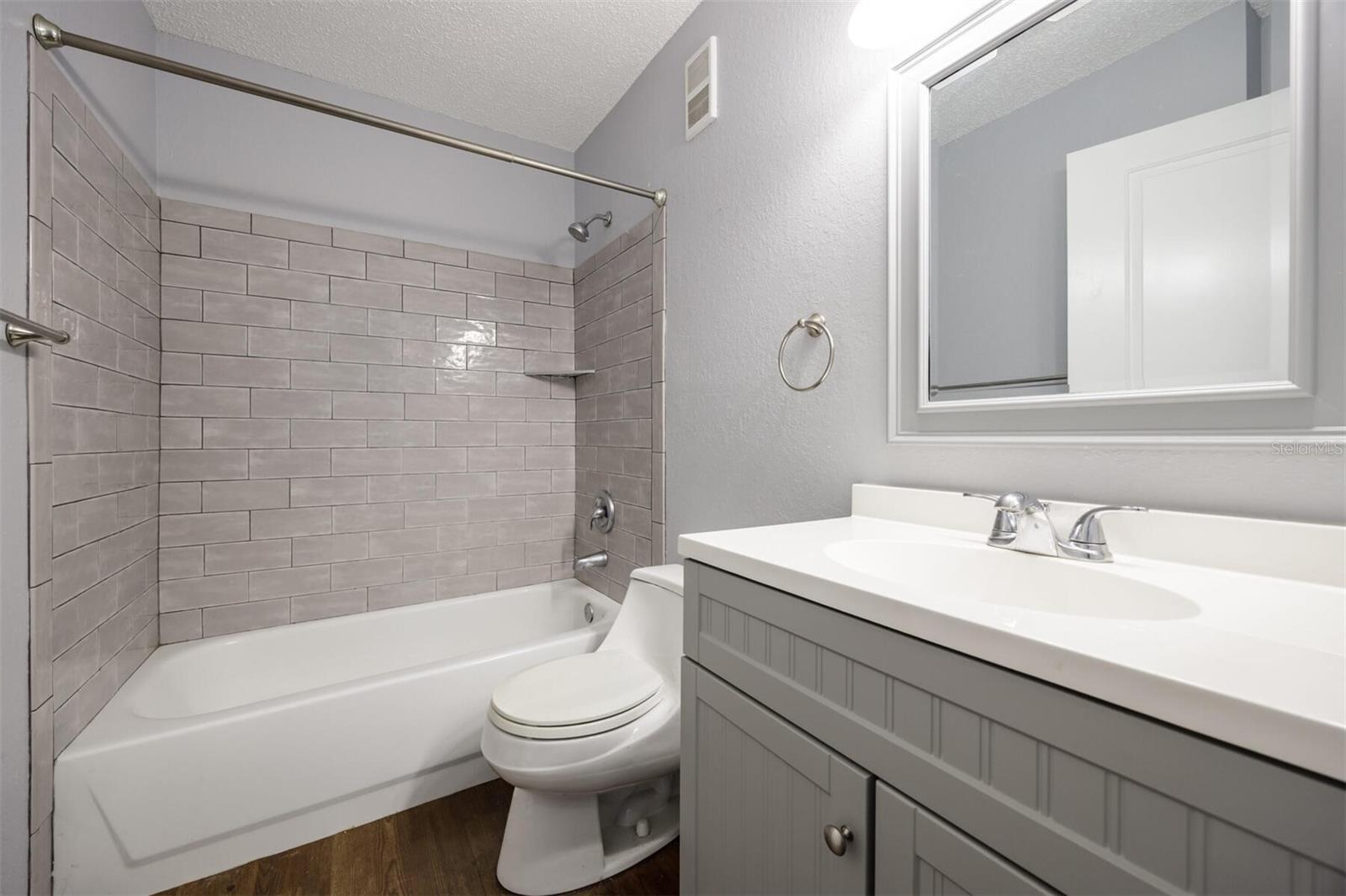 Image 25 of 37 For 3705 27th Street 1128