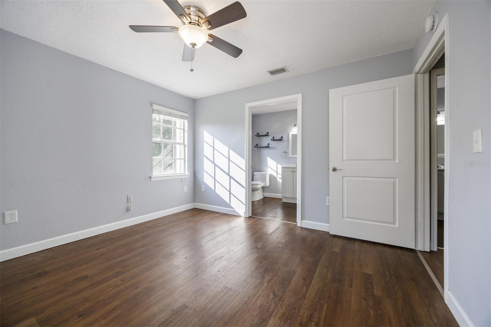 Image 30 of 37 For 3705 27th Street 1128