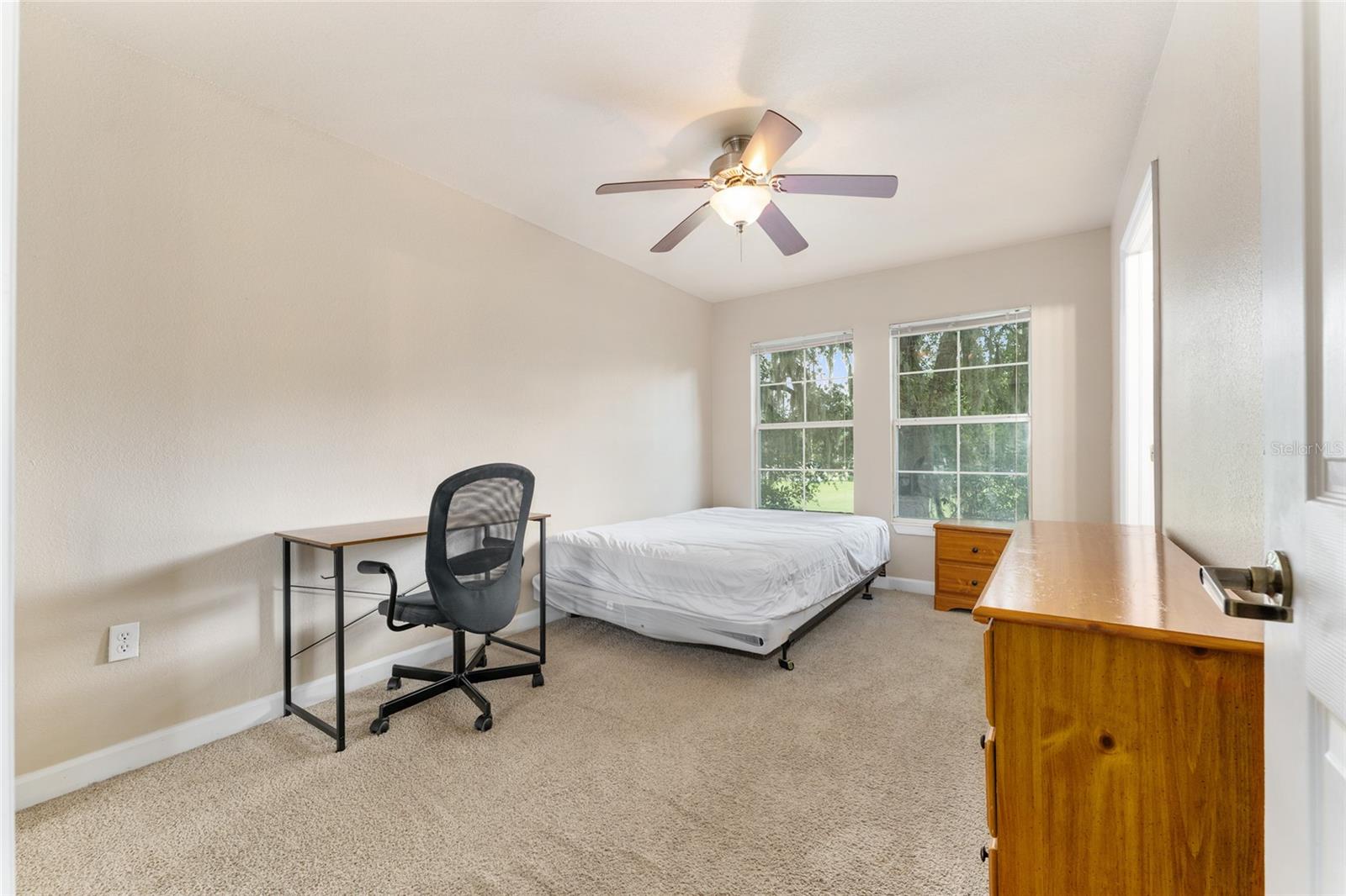 Image 17 of 44 For 921 Depot Avenue 212