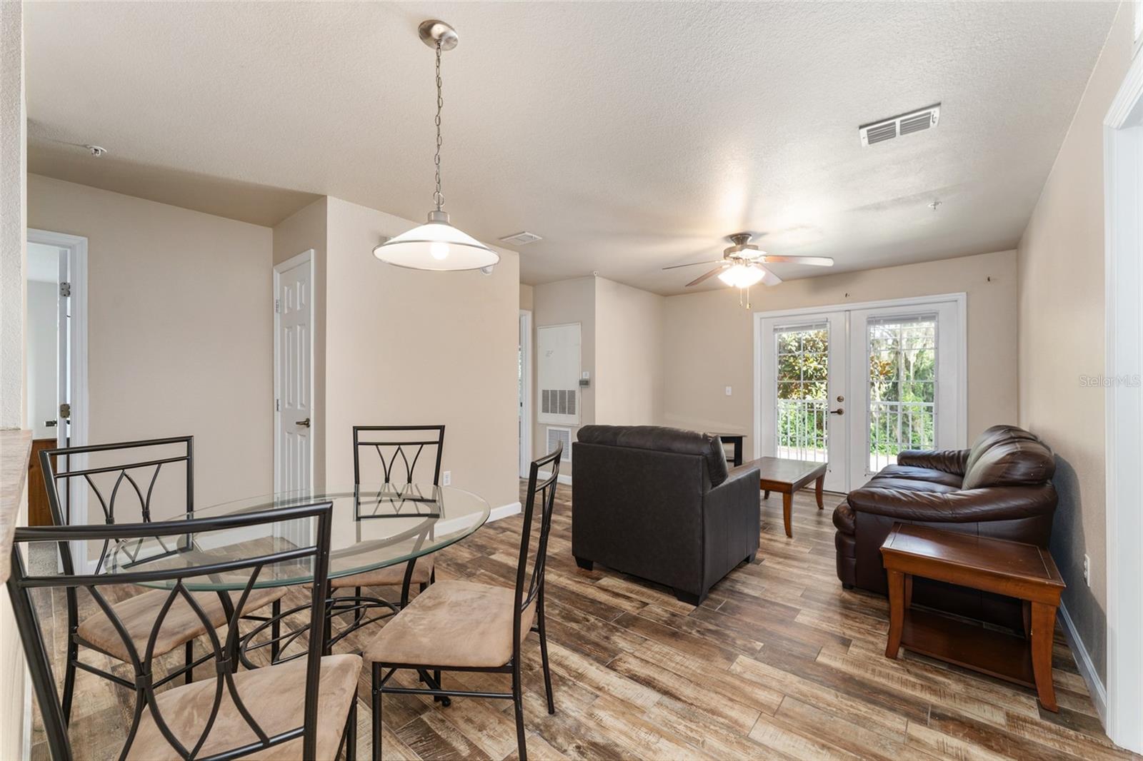 Image 3 of 44 For 921 Depot Avenue 212