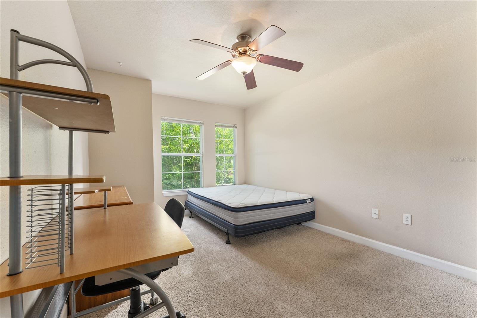 Image 30 of 44 For 921 Depot Avenue 212