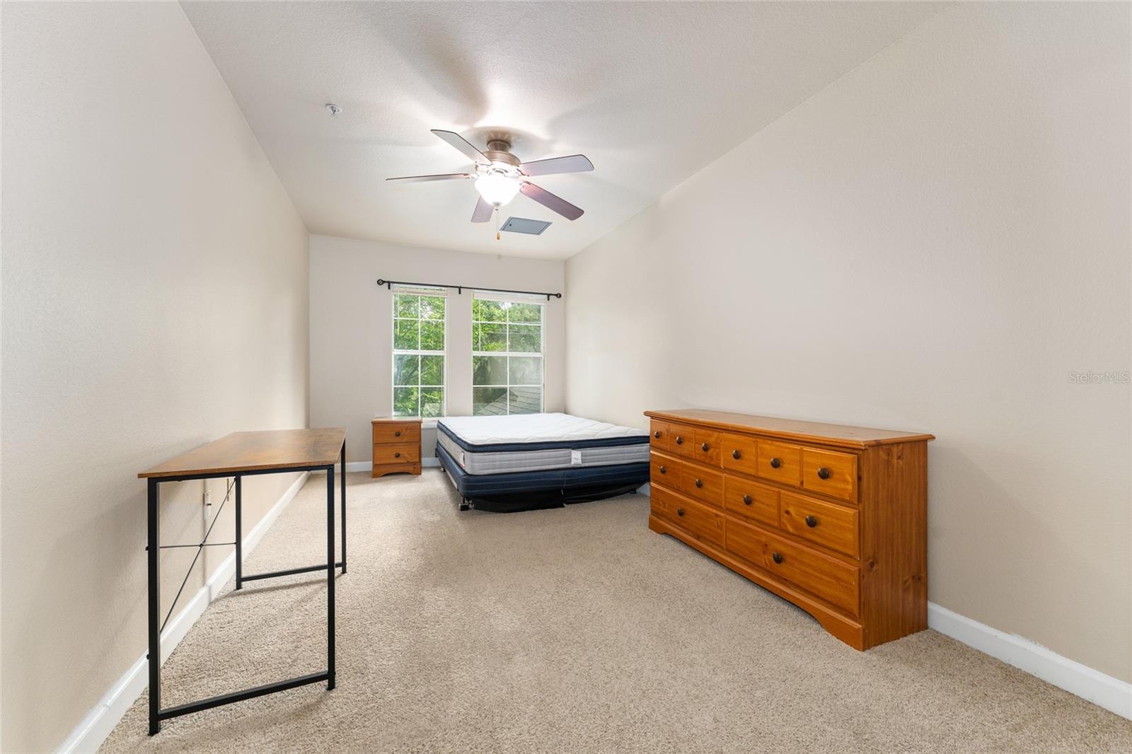Image 34 of 44 For 921 Depot Avenue 212