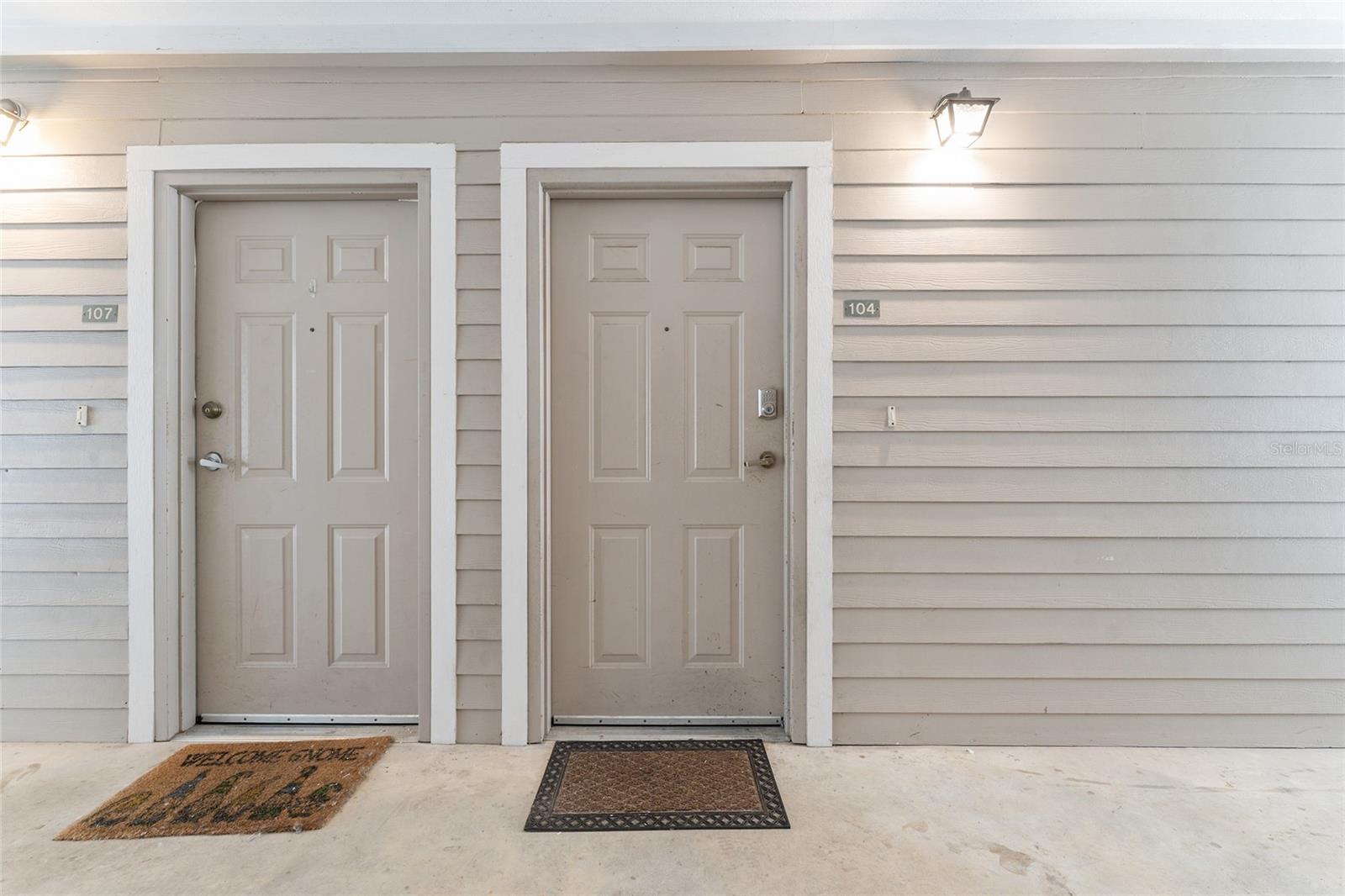 Image 25 of 30 For 835 9th Street 104