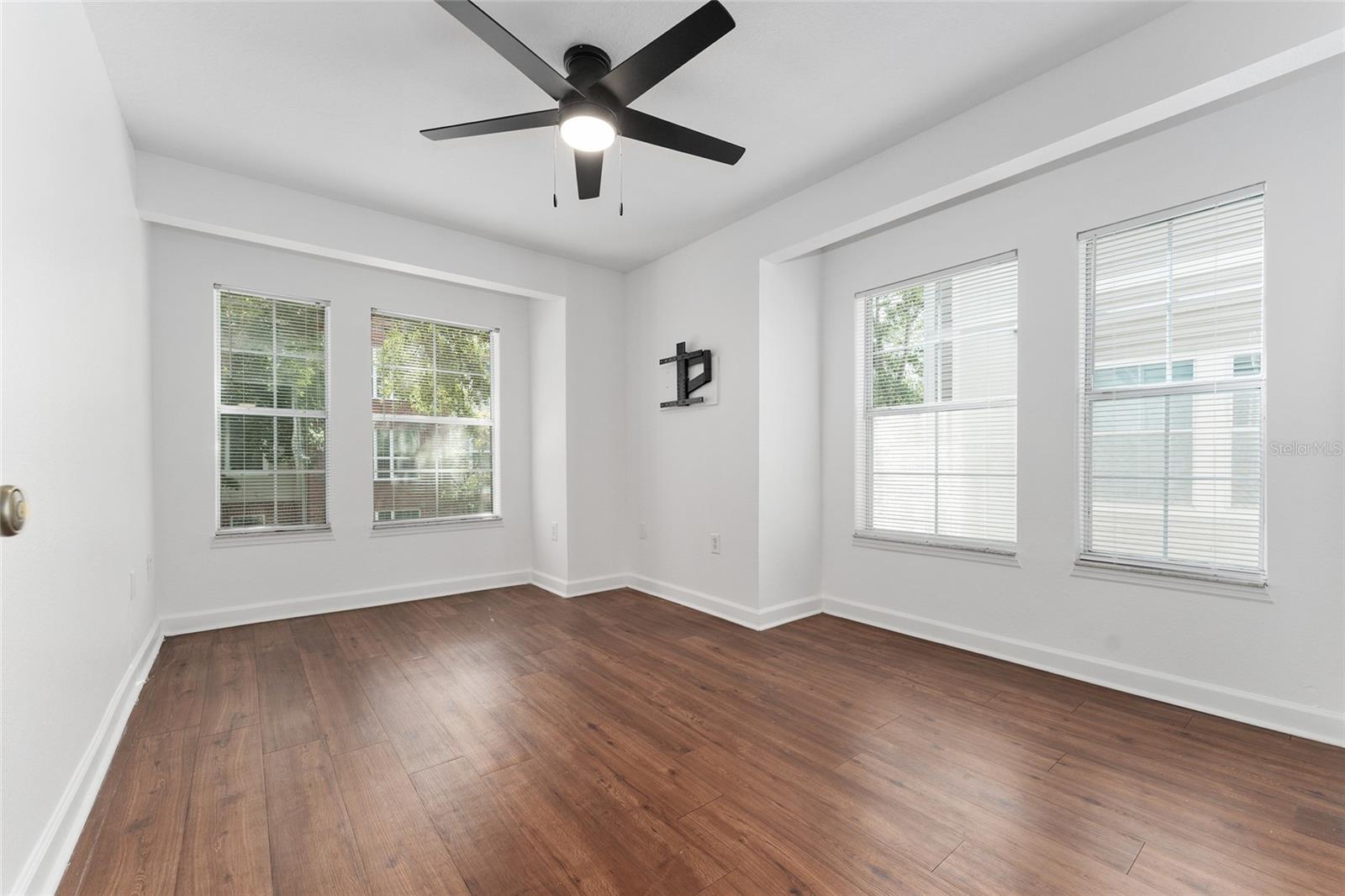 Image 8 of 30 For 835 9th Street 104