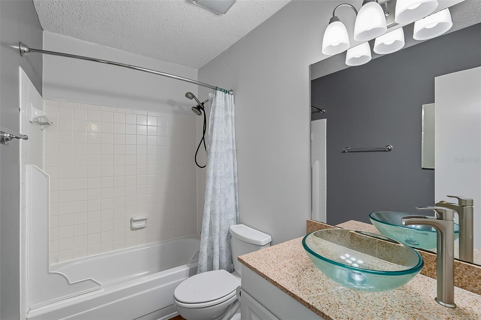 Image 28 of 41 For 2746 14 Drive 2746