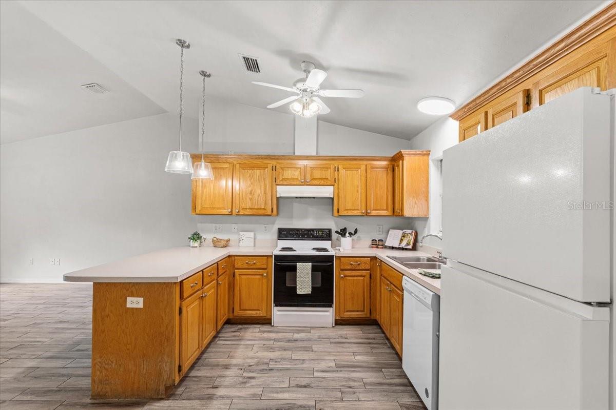 Image 7 of 17 For 25647 204th Avenue