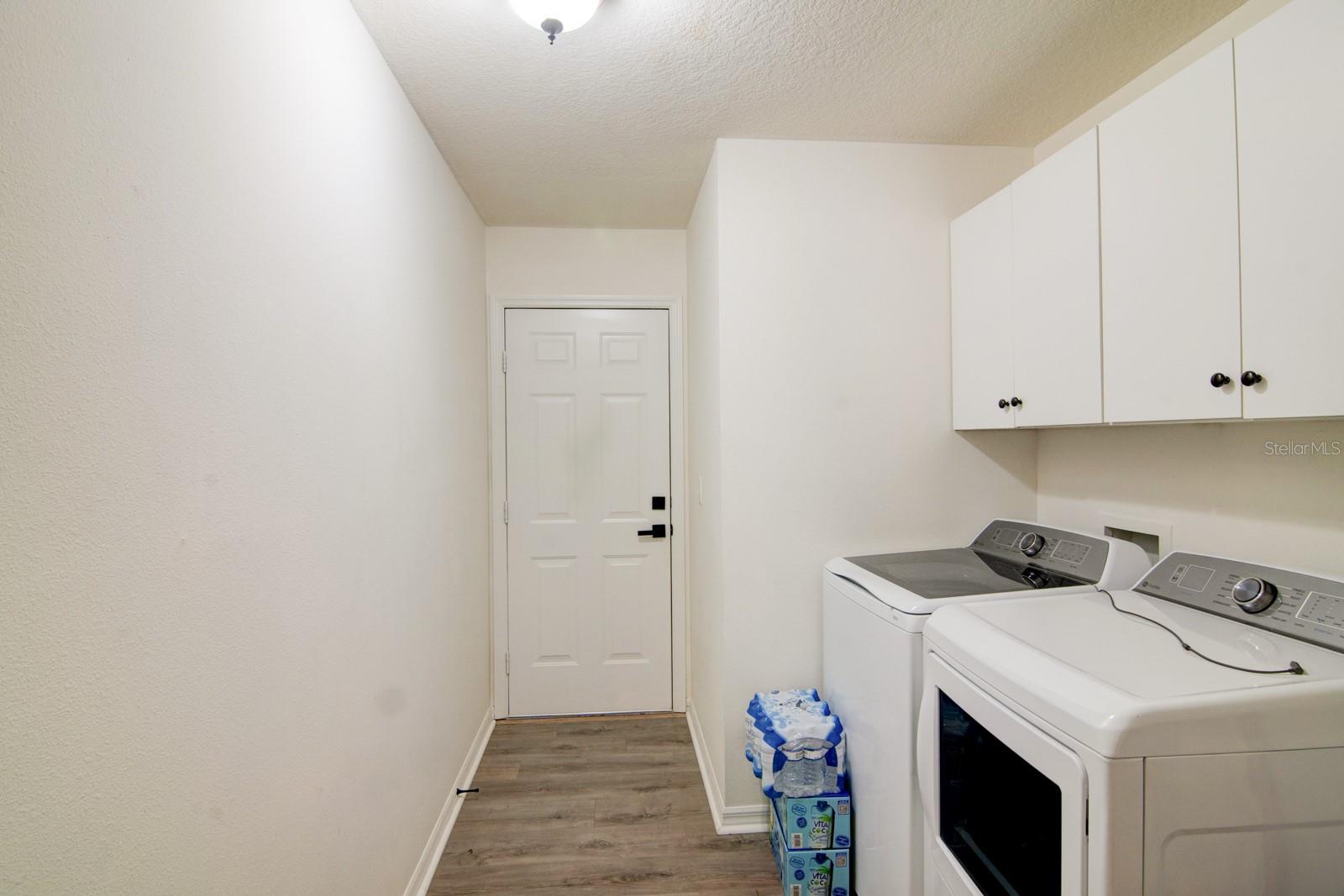 Image 11 of 30 For 6930 86th Terrace
