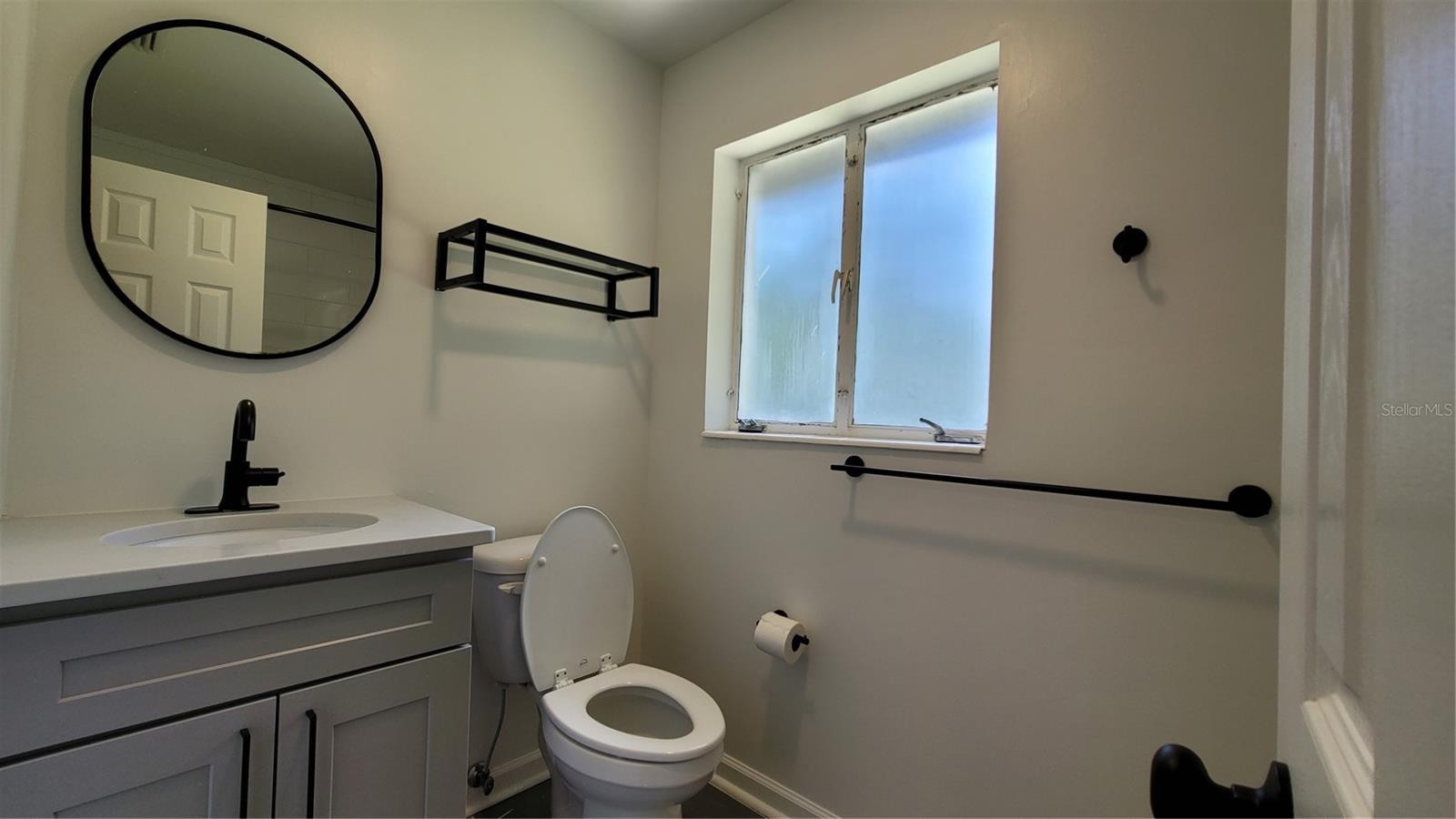 Image 19 of 30 For 620 35th Street