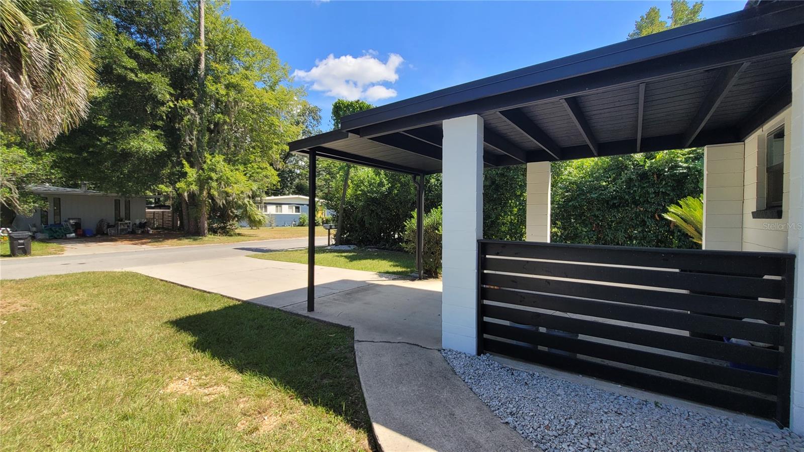 Image 4 of 30 For 620 35th Street