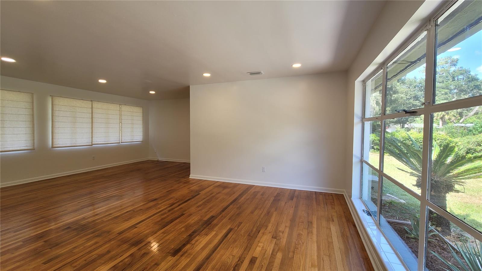 Image 5 of 30 For 620 35th Street