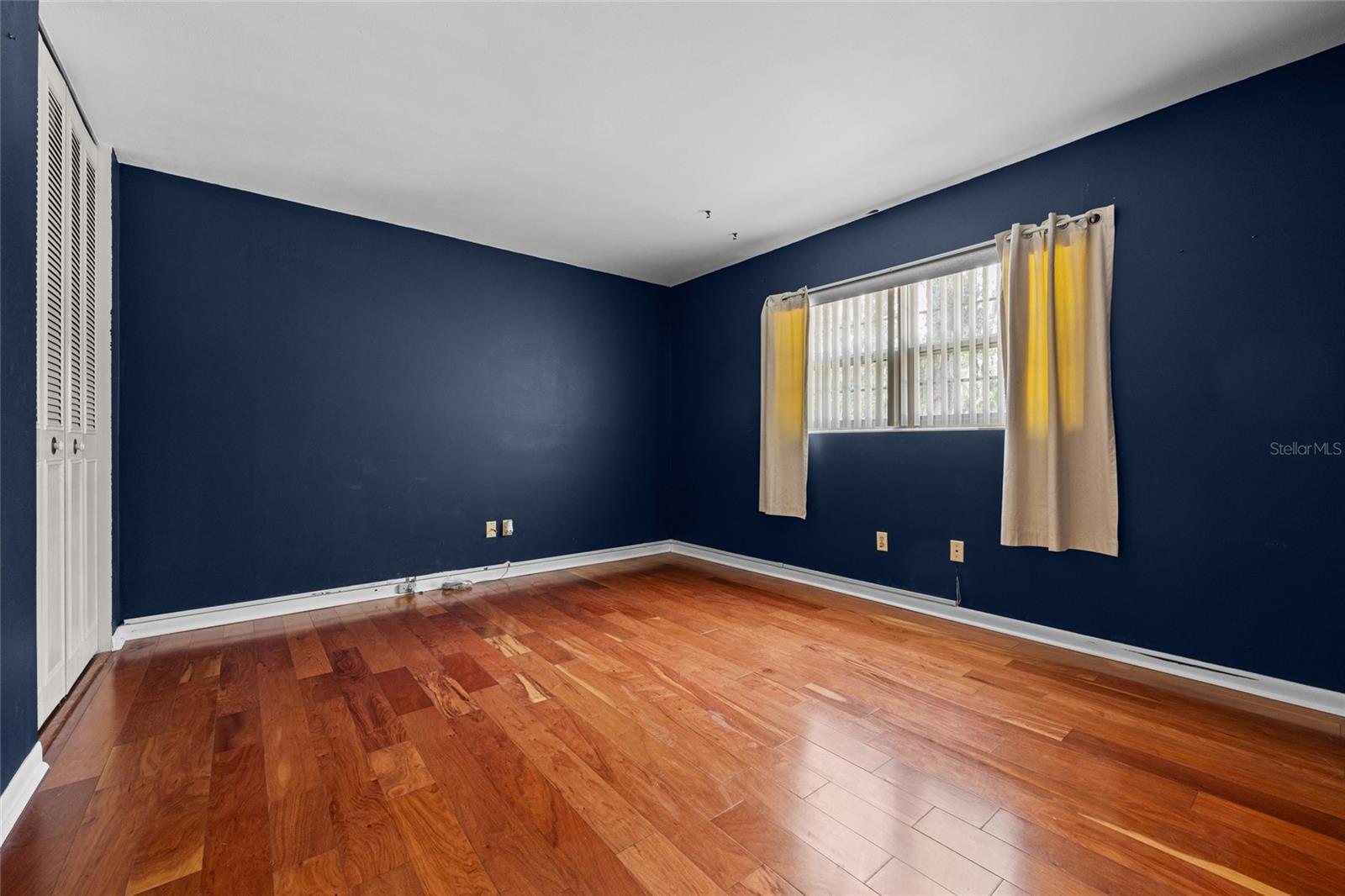 Image 14 of 26 For 3330 41st Avenue