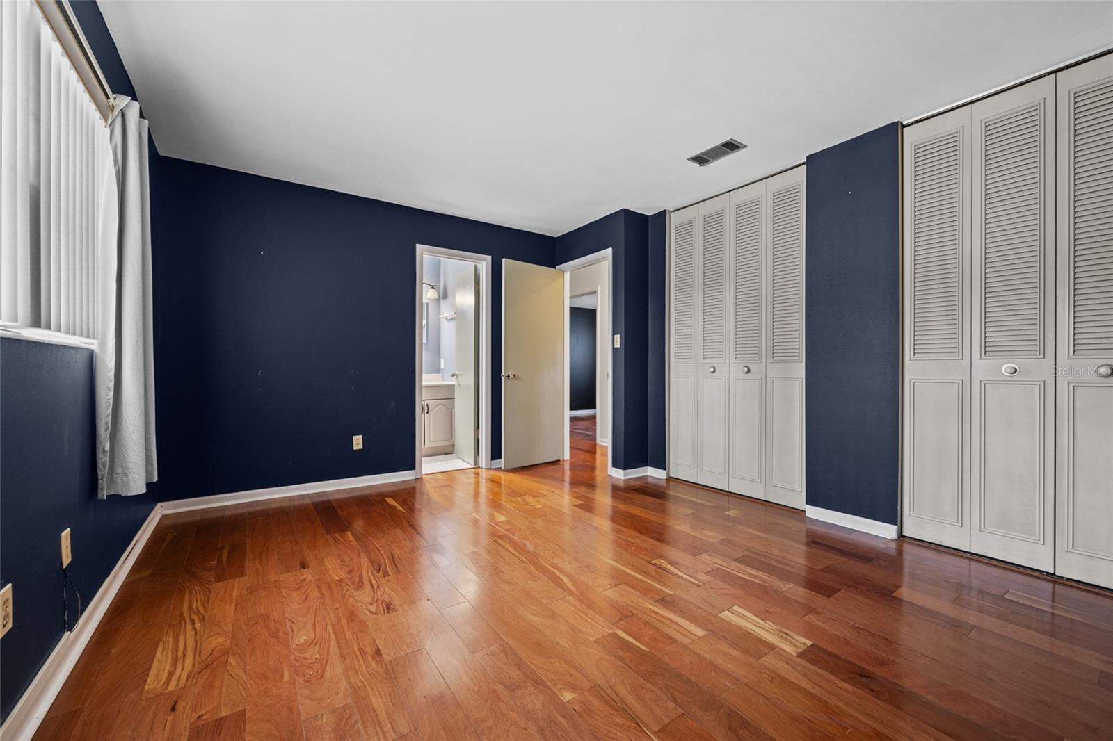 Image 15 of 26 For 3330 41st Avenue