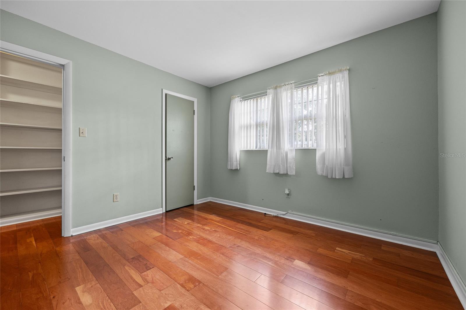 Image 18 of 26 For 3330 41st Avenue