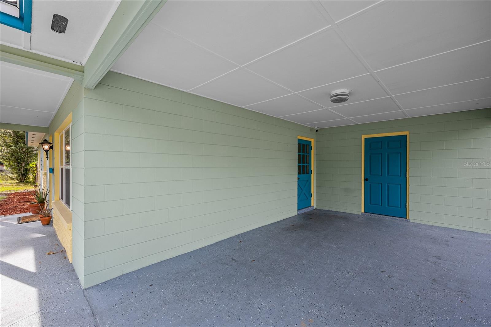 Image 3 of 26 For 3330 41st Avenue