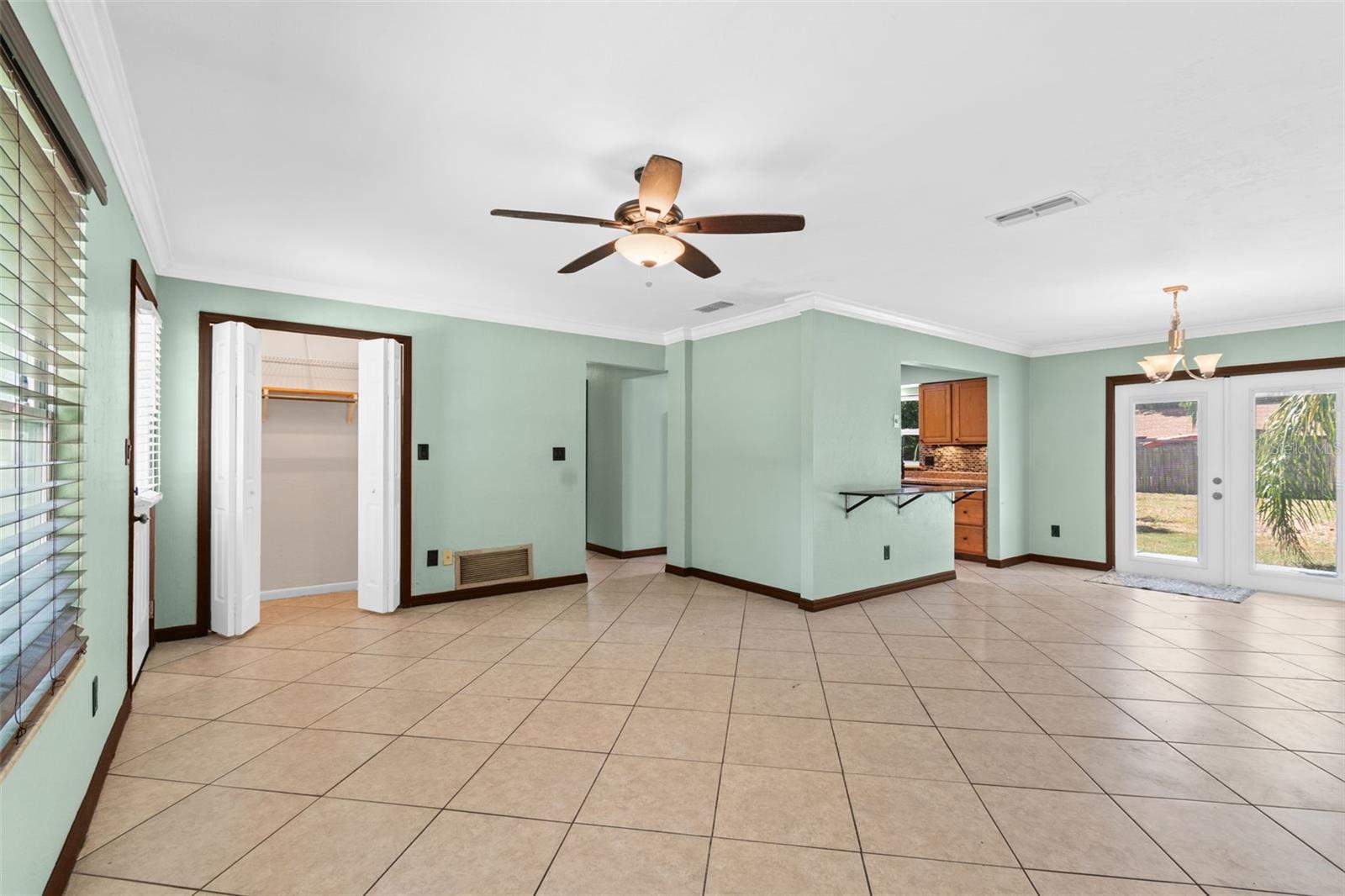 Image 3 of 27 For 6314 33rd Street