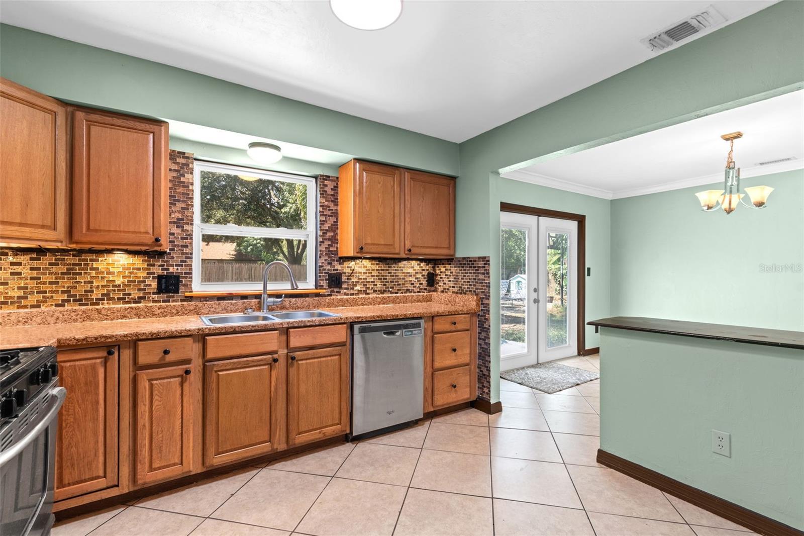 Image 9 of 27 For 6314 33rd Street