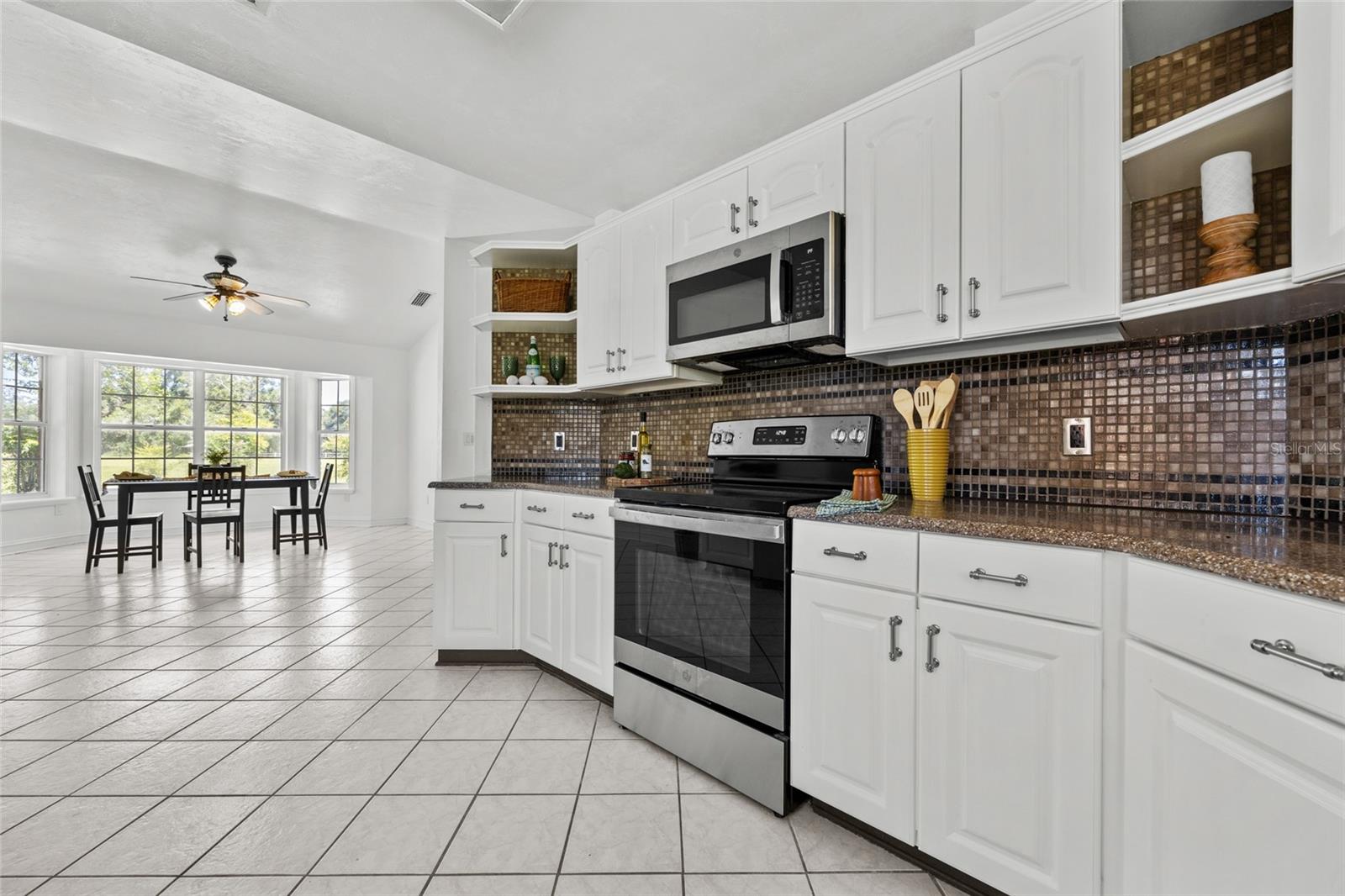 Image 11 of 32 For 24414 94th Avenue