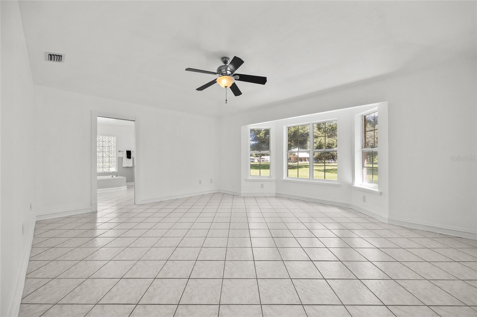 Image 16 of 32 For 24414 94th Avenue