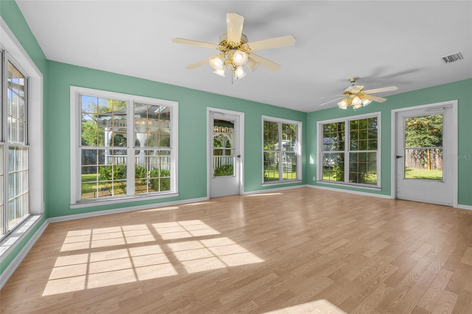 Image 11 of 33 For 23965 176th Avenue