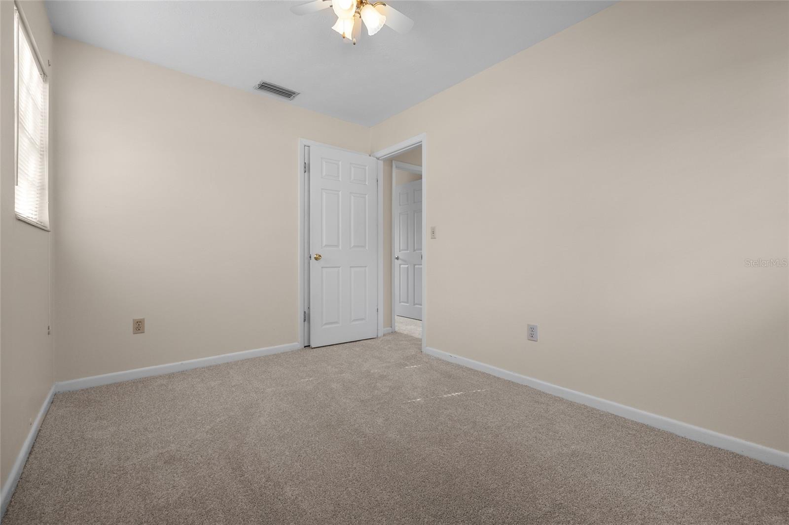 Image 19 of 33 For 23965 176th Avenue