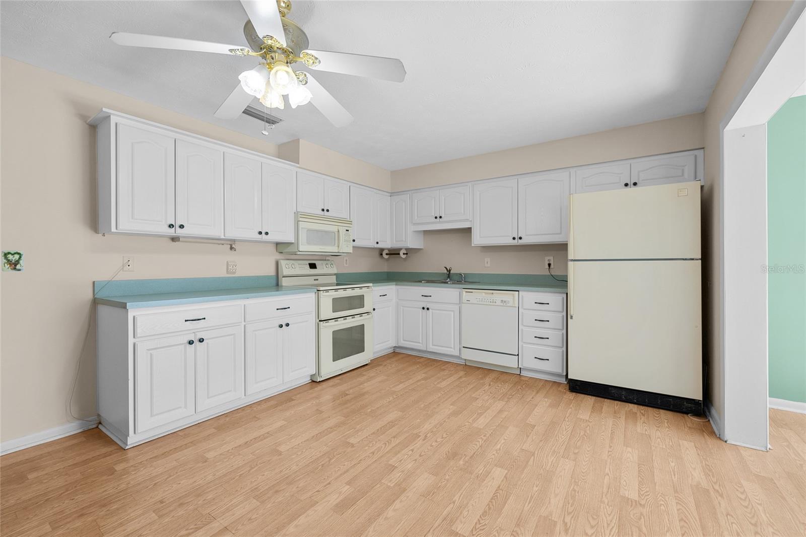 Image 9 of 33 For 23965 176th Avenue