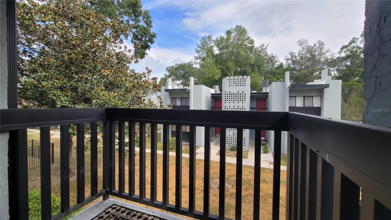 Image 11 of 14 For 415 39th Road E