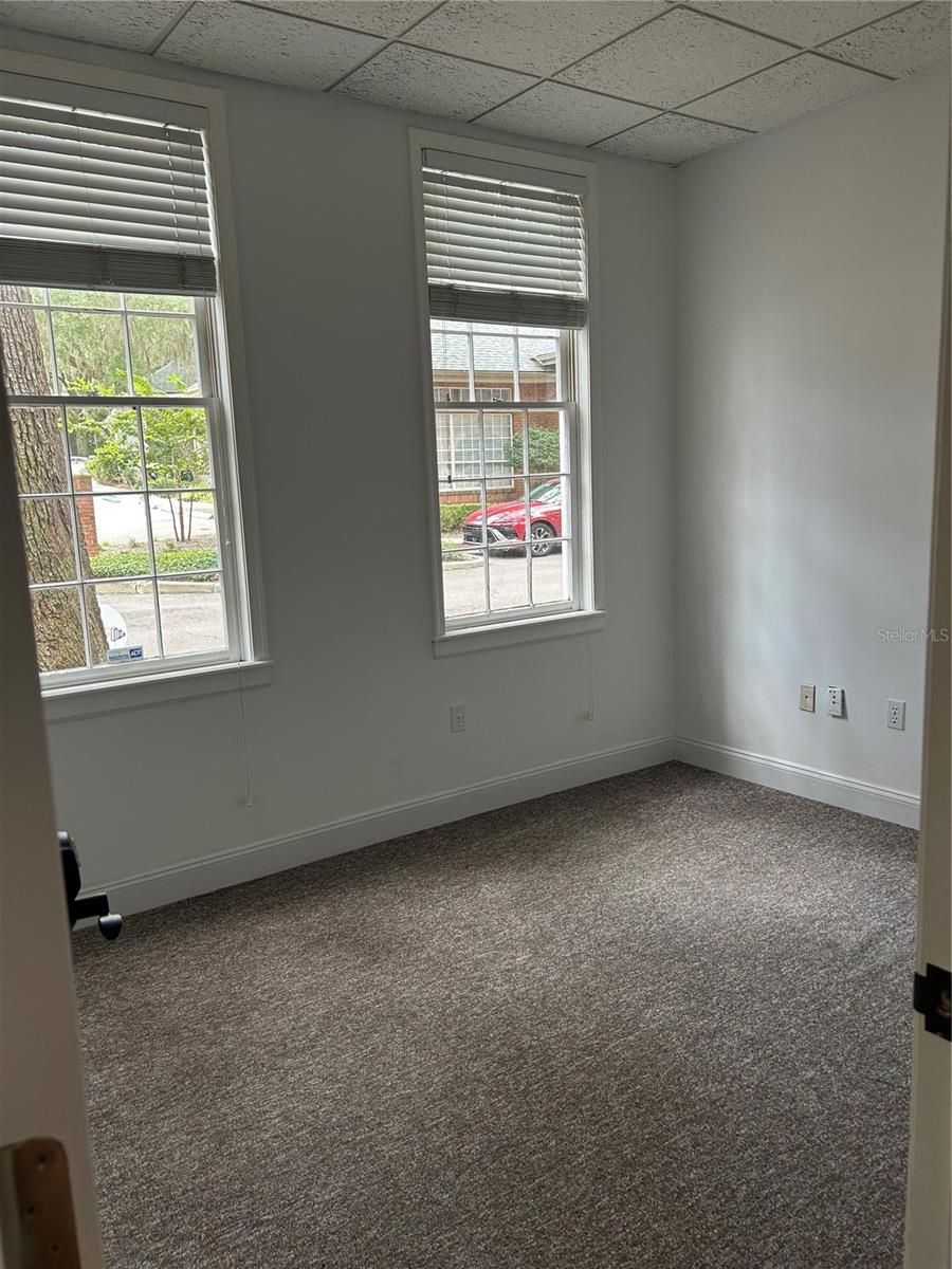 Image 8 of 10 For 5216 91st Terrace