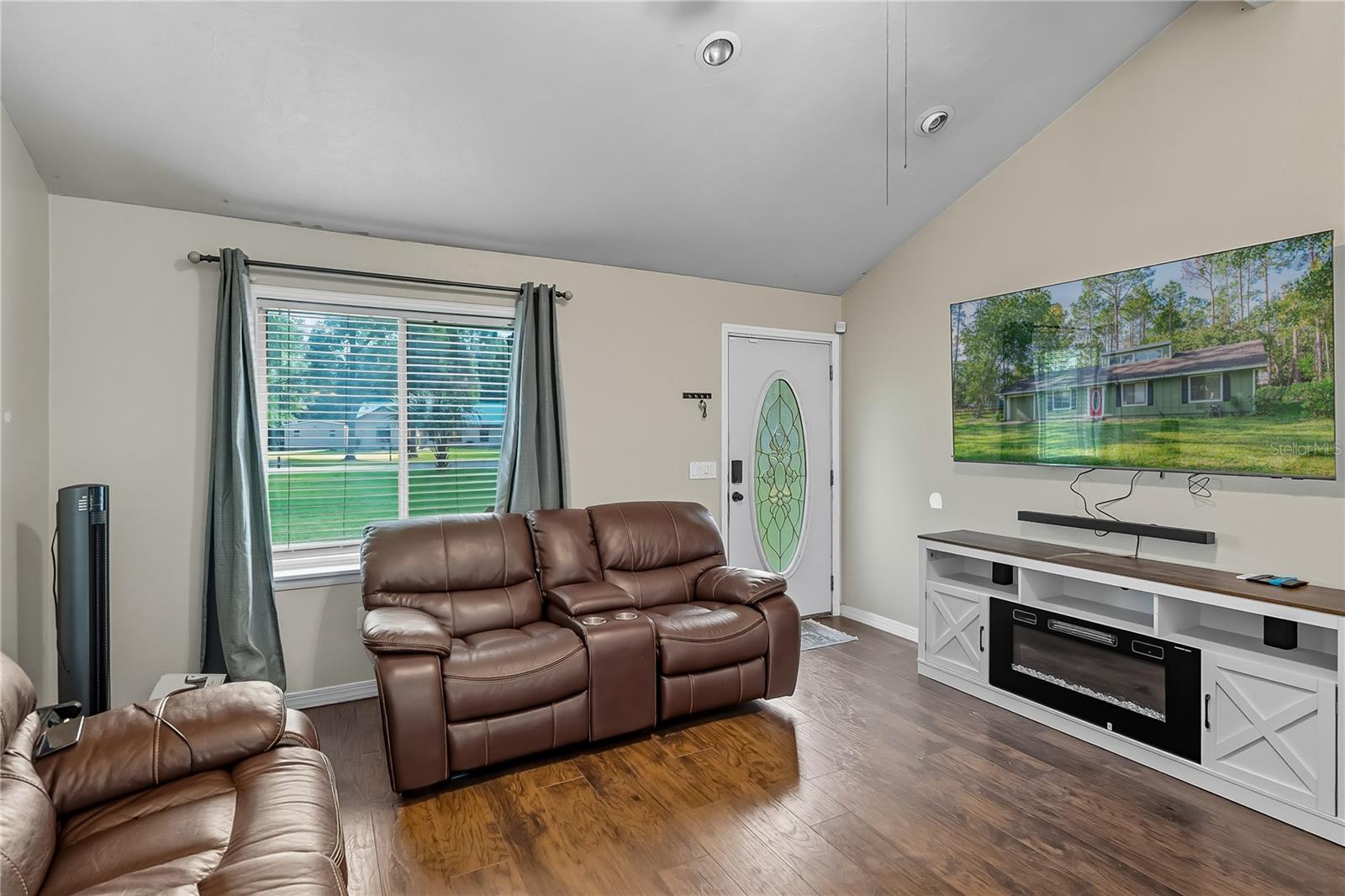 Image 2 of 32 For 7801 99th Lane