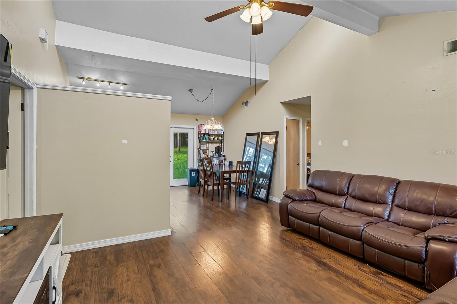 Image 4 of 32 For 7801 99th Lane